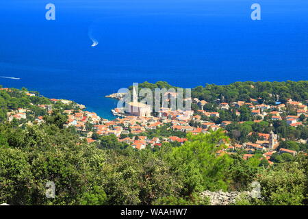 Veli Losinj, destination touristique sur l'île de Losinj, Mer Adriatique, Croatie Banque D'Images