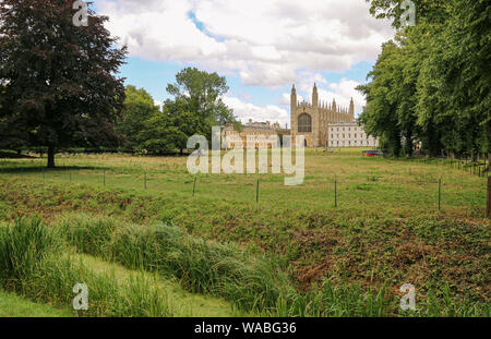 Magnifique vue de King's College, Cambridge, une partie de l'université, à partir de l'arrière, voyant la rivière Cam, Camrbidge, Grande-Bretagne Banque D'Images