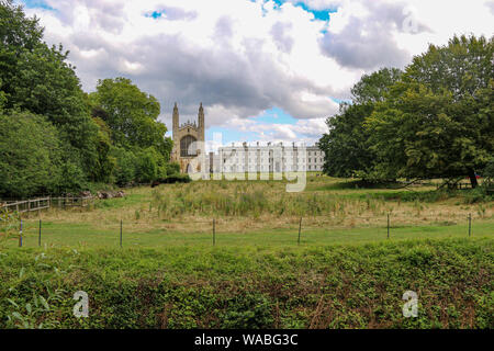 Magnifique vue de King's College, Cambridge, une partie de l'université, à partir de l'arrière, voyant la rivière Cam, Camrbidge, Grande-Bretagne Banque D'Images
