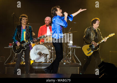 SANTA CLARA, CALIFORNIE - Le 18 août : Ronnie Wood, Charlie Watts, Mick Jagger, Keith Richards des Rolling Stones se produit à Levi's Stadium le 18 août 2019 à Santa Clara, en Californie. Photo : Chris Tuite/imageSPACE/MediaPunch Banque D'Images