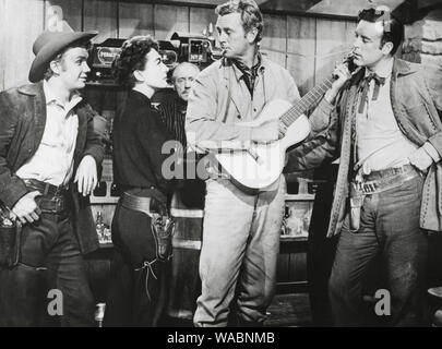 Sterling Hayden, Joan Crawford, Ben Cooper, Scott Brady, "Johnny Guitar" (1954) de référence de dossier photos République 33848-533THA Banque D'Images