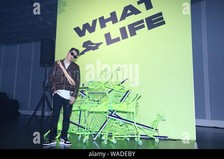 L'acteur et chanteur taïwanais Nick Chou assiste à un ventilateur partie pour new EP "What A Life" à Taipei, Taiwan, le 24 juillet 2019. Banque D'Images