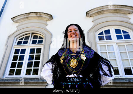 Mordomia Mordomia Desfile da (street parade) en l'honneur de Notre Dame des Douleurs (Viana do Castelo) Banque D'Images