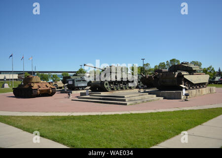 Groupe de guerre historique des réservoirs. Utilisé au combat par l'armée. Scène en plein air. Banque D'Images