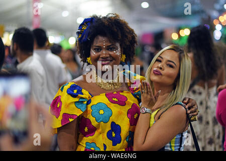 Bord à 2019 Festival de Música del Pacifico Petronio Alvarez à Cali, Colombie Banque D'Images