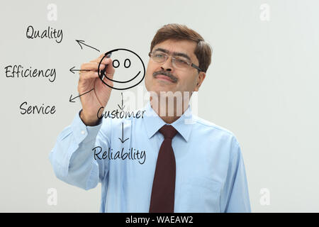 Businessman giving presentation Banque D'Images