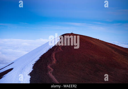 Sanctuaire d'Hawaii (Heiau) au sommet d'un des nombreux sommets sur le Mauna Kea, Hawaii Banque D'Images