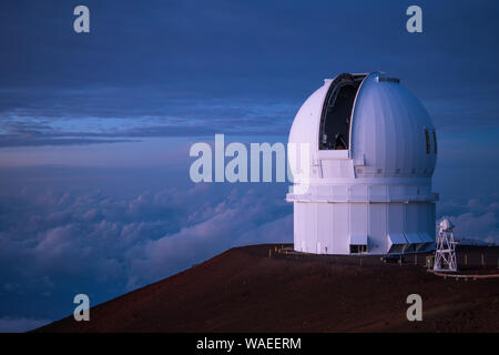 Télescope Canada-France-Hawaii (TCFH) sur le sommet du Mauna Kea, Hawaii Banque D'Images