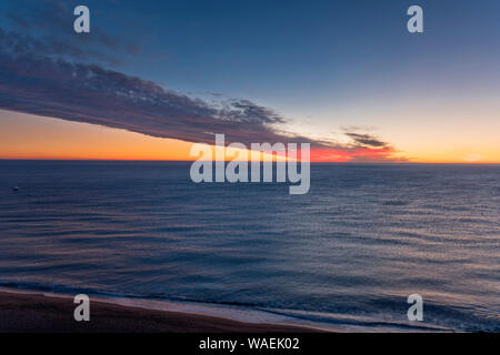 SUNRISE OVER SEA Banque D'Images