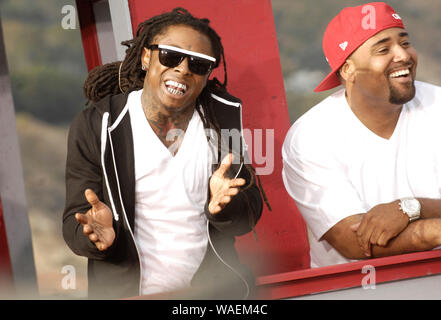 (L-R) des rappeurs Lil Wayne et Mack 10 sur-ensemble à la Mack 10 ft. Lil Wayne et Rick Ross 'So' music vidéo tournées à Malibu. Banque D'Images