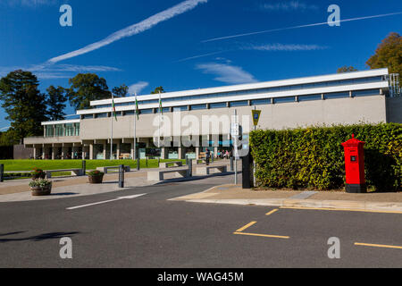 La nouvelle entrée principale de 2017 et les bureaux de l'administration à St Fagans Musée National de l'histoire du pays de Galles, Cardiff, Pays de Galles, Royaume-Uni Banque D'Images