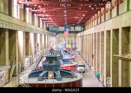 HOOVER DAM, Arizona - 12 MAI 2019 : générateurs de la centrale électrique du barrage de Hoover. Le barrage a été inauguré en 1936 au milieu de la Grande Dépression. Banque D'Images