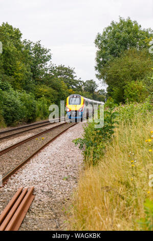 East Midlands Trains. Class 222 Meridian-diesel-électrique-train à grande vitesse. Entre Melton Mowbray et Oakham. Maintenant Fer East Midlands Banque D'Images