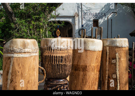 Orlando, Floride. 14 août, 2019. Tambours africains à Animal Kingdom . Banque D'Images