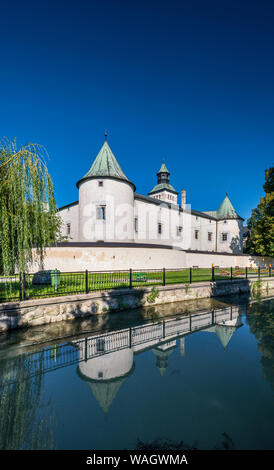 Thurzo château, construit comme château d'eau de style Renaissance, dans Bytca, Zilina, Slovaquie Région Banque D'Images