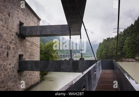 Fortezza fort dans le Tyrol du Sud, Italie Banque D'Images