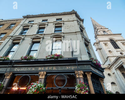 The Ten Bells Pub, Commercial Street, Londres, Angleterre. Banque D'Images