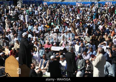 11 août 2019 : Des milliers de musulmans de partout dans la région des trois États réunis au Stade MetLife Meadowlands pour l'Aïd al-Adha prière. Cette organisation islamique Banque D'Images