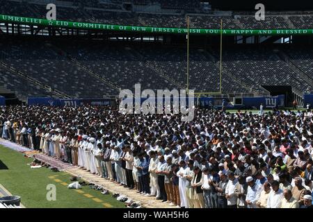 11 août 2019 : Des milliers de musulmans de partout dans la région des trois États réunis au Stade MetLife Meadowlands pour l'Aïd al-Adha prière. Cette organisation islamique Banque D'Images