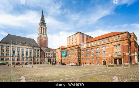 L'Hôtel de ville de Kiel et de l'Opéra de Kiel, Allemagne, le 25 juillet 2019 Banque D'Images