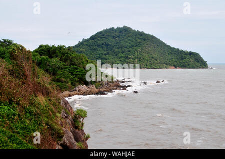 La mer Photo prise à partir de Nang Phaya View Point (Chalerm Burapa Chollathit Road) Banque D'Images