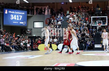 Hamburg, Deutschland. 18 Aug, 2019. firo : 18.08.2019, basket-ball, VTG DBB, Supercoupe Allemagne - Pologne, tableau de bord, videowall, dépôt, fonction, général, nombre de téléspectateurs, dans le monde de l'utilisation | Credit : dpa/Alamy Live News Banque D'Images