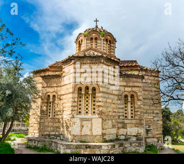 L'ancienne Agora Marketplace, église byzantine de Saints Apôtres de Solaki, Acropole, Athènes, Grèce. Agora fondée 6e siècle avant J.-C. Banque D'Images