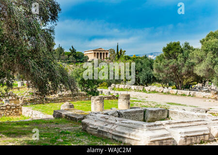 La STOA du milieu des ruines, ancien temple d'Héphaïstos. Agora Marketplace, Athènes, Grèce. Agora fondée 6ème siècle avant JC. Banque D'Images