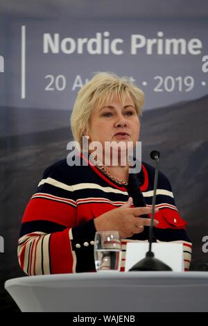 Videy, Islande. 20e Août, 2019. Le Premier Ministre norvégien, Erna Solberg, prendra la parole lors d'une conférence de presse après une rencontre avec la chancelière Merkel et d'autres chefs de gouvernement des pays scandinaves. Credit : Steffen Trumpf/dpa/Alamy Live News Banque D'Images