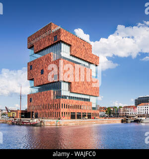 Musée MAS Anvers. Ouvre ses portes en 2011, situé dans un ancien port, expose divers sujets, l'accent est mis sur la liaison entre la ville et le monde. Banque D'Images