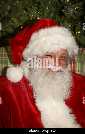 Portrait du Père Noël, en souriant. (MR) Banque D'Images