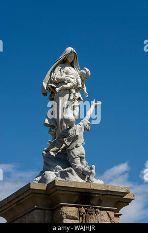 Notre Dame des naufrages statue en Pointe du Raz Banque D'Images