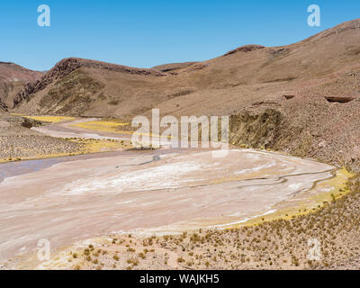 Paysage entre Salinas Grandes et dans l'Altiplano Susques, Argentine. Banque D'Images