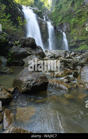 Waikani Falls, Hana Autoroute près de Hana, East Maui, Hawaii, USA Banque D'Images