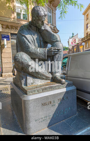 La Croatie, Zagreb. Statue de commémorer inventeur Nikola Tesla. En tant que crédit : Fred Seigneur / Jaynes Gallery / DanitaDelimont.com Banque D'Images