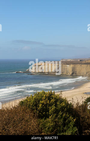 Cliffs à Half Moon Bay, Californie, USA. Banque D'Images