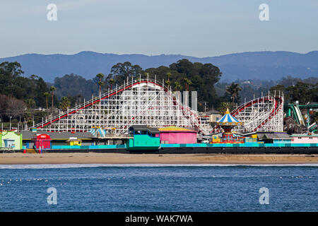 Giant Dipper Roller Coaster, Santa Cruz Beach Boardwalk, Santa Cruz, Californie, USA. Banque D'Images