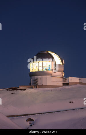 Vue du Mauna Kea Observatories (4200 mètres). Le Sommet accueille le plus grand observatoire astronomique, avec des télescopes utilisés par les astronomes de 11 pays. Banque D'Images