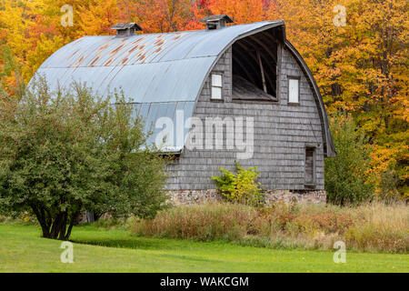 Weathered barn près de Chassell dans la Péninsule Supérieure du Michigan, USA Banque D'Images