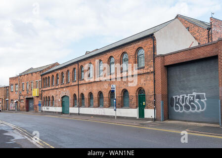 Ancien bâtiment de l'usine de briques rouges de style victorien dans Digbet, Birmingham, UK Banque D'Images