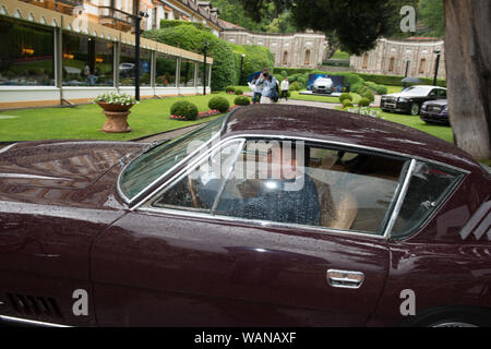 Aston Martin V8 Vantage vu à l'aire publique d'Eleganza villa d'Este 2019 Banque D'Images