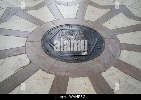 Washington, DC - 4 août 2019 : District of Columbia War Memorial (WWI). Close up d'emblème Banque D'Images