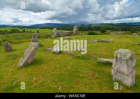 Strichen Stone Circle est un petit cercle de pierres mégalithiques situé dans le nord-est de l'Écosse, près de Strichen, Aberdeenshire Banque D'Images