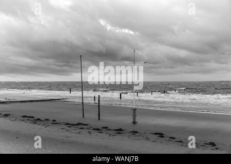 Le Relais Du Lac, Norderney, Strand, Himmel, Meer, stuermisch, Wolken, Faehre, Eemshaven, Juist Banque D'Images