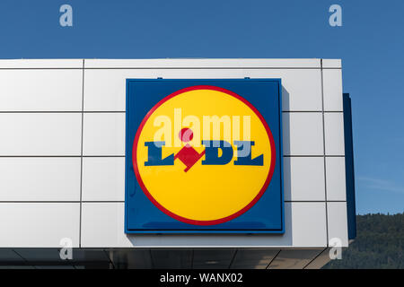 Lidl supermarché Lidl, signe notre logo Banque D'Images