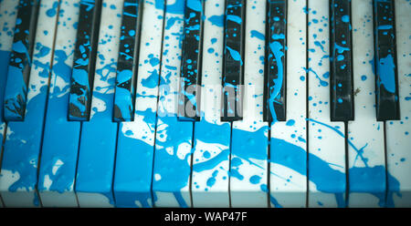 Piano peint, style musical instrument, grunge. Banque D'Images