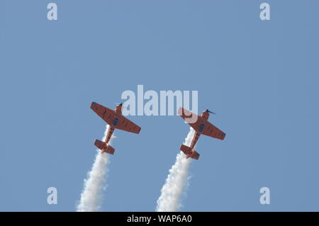 Yak-55 Twin Tigers Aerobatic Team, Battle Creek Air Show, juillet 2019 (Yak55, Airshow) Banque D'Images