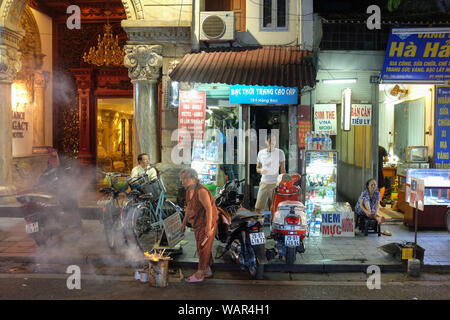 La vie de la rue à Hanoi Banque D'Images