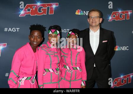 Los Angeles, CA. 20e Août, 2019. Ndlovu Youth Choir aux arrivées d'AMERICA'S GOT TALENT en direct, le Kodak Theater à Hollywood et Highland Center, Los Angeles, CA 20 août 2019. Credit : Priscilla Grant/Everett Collection/Alamy Live News Banque D'Images