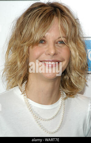 Meg Ryan au 57e Congrès annuel Writers Guild Awards - Salle de presse tenue à l'Hollywood Palladium à Hollywood, CA. L'événement a eu lieu le samedi 19 février, 2005. Photo par : SBM / PictureLux - Tous droits réservés - N° de référence du fichier SBMPLX 33855-1841 Banque D'Images